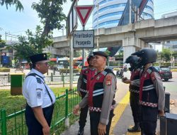 Ditsamapta Polda Metro Jaya Gelar Himbauan Kamtibmas di Blok M dalam Operasi ‘Sikat Jaya 2025