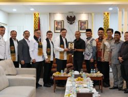 Kunjungi Gedung DPRA, Djamari Chaniago: Sejarah Baru Menko Polkam Datang ke DPR Aceh