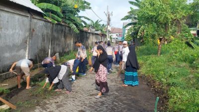 PERINGATI HUT KE-5, PRAJURIT SATLINLAMIL 3 GELAR BERSIH LINGKUNGAN