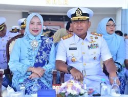 PANGKOLINLAMIL HADIRI UPACARA PERINGATAN HARI ARMADA RI 2025 DI SURABAYA