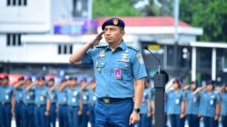 KA AKUN KOLINLAMIL INGATKAN DISIPLIN ADMINISTRASI DAN HAK PERSONEL PADA UPACARA BENDERA RUTIN