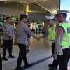 Kapolda Metro Jaya Cek Kesiapan Pengamanan Nataru di Bandara Soekarno-Hatta, Layanan Antar-Terminal Disiagakan