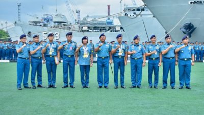 PANGKOLINLAMIL BERIKAN PENGHARGAAN KEPADA ATLET BERPRESTASI KOLINLAMIL