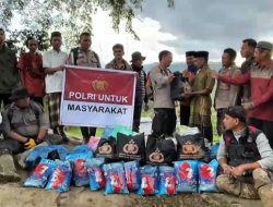 Kapolres Aceh Tengah Terobos Medan Ekstrem, Kembali Salurkan Bantuan ke Kampung Terisolir di Kecamatan Bintang
