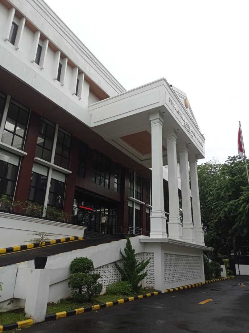 Gedung PTUN Jakarta berlokasi di Jakarta Timur