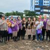 Tim Trauma Healing Polri Bersama Relawan UI Hadir Bersama Warga Pascabanjir di Cilincing