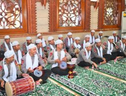 Tim Hadroh Brimob Metro Jaya Iringi Peringatan Isra Mi’raj di Polda Metro Jaya