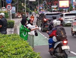 Semangat Ramadan, PEWARIS Perkuat Kepedulian Sosial Lewat Aksi Berbagi Takjil