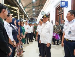 Menko Polkam Pantau Kesiapan Mudik di Bandara dan Stasiun KAI Yogyakarta