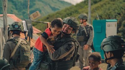 Tak Semua Bisa Pulang: Rindu yang Disimpan Demi Indonesia Tetap Tenang