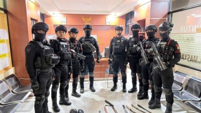 Brimob Metro Jaya Gagalkan Tawuran Remaja di Cikarang Utara, 2 Pelaku dan 7 Sajam Diamankan