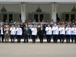 Wamenko Polkam Tekankan Ketahanan Nasional Hadapi Perubahan Global di Lemhannas RI