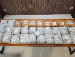 Polda Metro Jaya Menggagalkan Peredaran 32 Kg Sabu Asal Malaysia