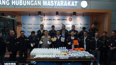 Polda Metro Jaya Bongkar Peredaran Obat Keras Ilegal di Bekasi