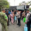 Kapolda Metro Jaya Bersama Pangdam Jaya Melaksanakan Jaga Jakarta On The Spot ke Warga Masyarakat