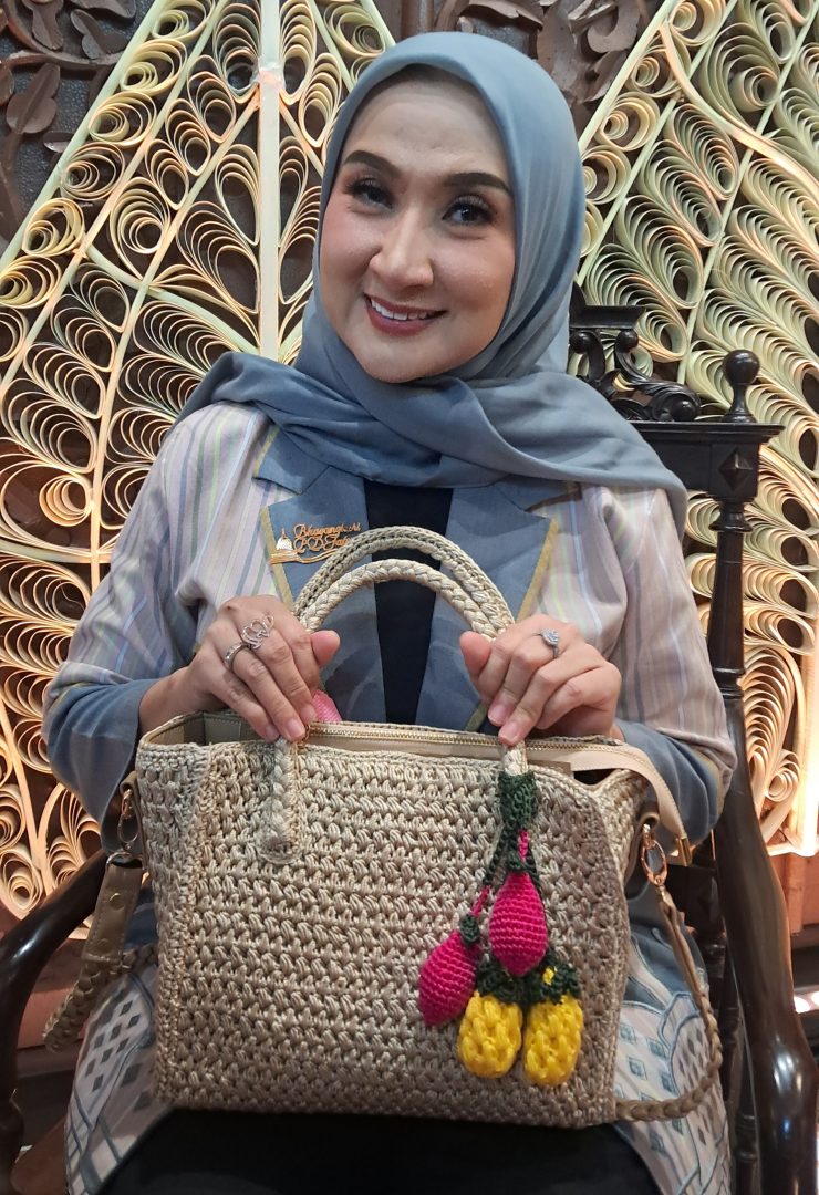 Ketua Ekonomi PD Bhayangkari Jawa Tengah, Dewi Dharmayanti