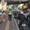 JPO Tendean Ditabrak Truk Alat Berat, Polisi Alihkan Arus Lalu Lintas
